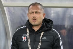  Camiamdan ve taraftarımdan zr diliyorum