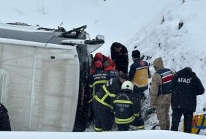 Erzincanda otobs şarampole u