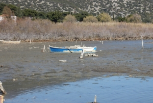 Karinada deniz 30 metre ekildi