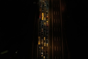 Otoyollarn kesiim noktasnda trafik durdu