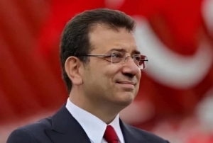 Ekrem mamolu hakim karsnda