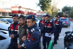 Canl yaynda cinayeti itiraf etti, indirim ald