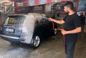 Aralarn kendi ykayan vatandalar zarar ediyor