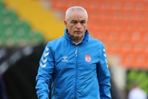 Rza almbay, Sivasspor'a veda etti