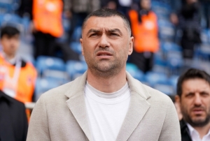 Kasmpaa, Burak Ylmaz ile devam karar ald