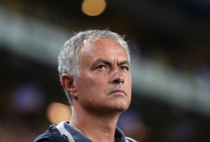 Jose Mourinho, Benfica'ya kar st