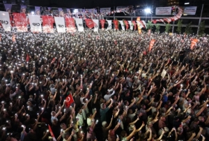 zel, Aydn'da miting dzenledi