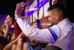Trabzonspor taraftarndan takma destek