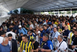 Fenerbahe'de oy kullanma ilemi ba