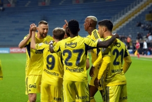 Samsunspor ile Fenerbahe 65. randev