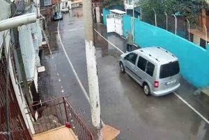 Husumetlisini ezerek �ld�rmeye �al��t�