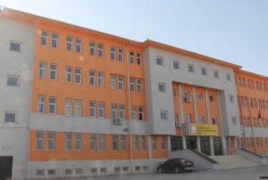 Lisede taciz iddias�: ��retmen g�zalt�nda