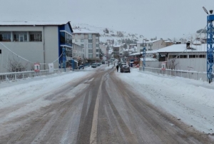 �l�e adeta dondu, termometreler -19.