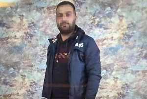 E�ini �ld�r�p topra�a g�md�