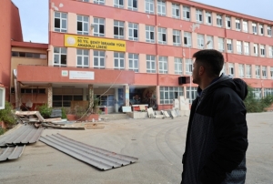 Mezunlar son kez h�z�nle gezdi