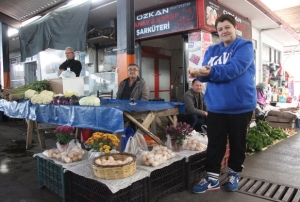 Ac�s�n� �al��arak hafifletiyor