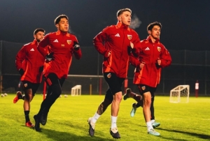 Kayserispor’un Antalya kampı başladı