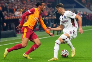 Galatasaray -Trabzonspor, S�per Kupa yar� finalinde kar��la�acak