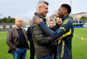 Musaba, ilk antrenman�na ��kt�