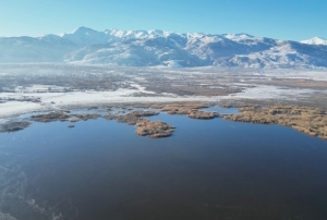 Eber G�l� so�uk hava nedeniyle dondu