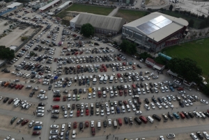 Alt�n ve g�m�� ikinci el otomobili sollad�