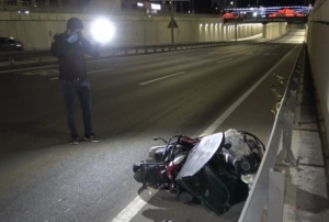 Makas atan s�r�c� can ald�: Kurye hayat�n� kaybetti