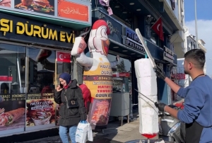 Sivasl� d�ner ustas�ndan s�ra d��� d�ner