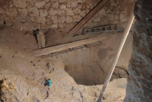 Ka�ak kaz� yaparken su��st� yakaland�lar