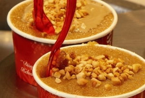 Y�zlerce y�ll�k tatl�y� dondurmayla bulu�turdu