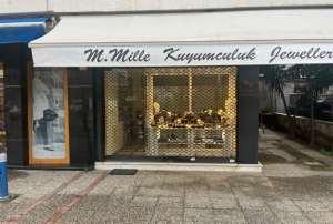 Kuyumcuya silahl� soygun giri�imi!