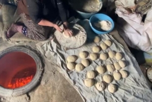 A�r�'da tand�rlar Ramazan i�in yak�ld�