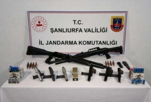 Silah ka�ak��l��� operasyonu: 7 g�zalt�