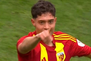 Kayserispor�un �Talha� �le 3 Puan �ftar�