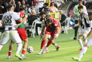 İzmir derbisinde Karşıyaka’nın konuğu Altay