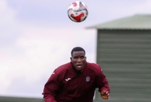 Trabzonspor, 48 gol�n 15'ini kafayla