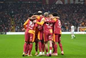 Galatasaray bu sezon ilk pe�inde