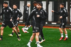 Beşiktaş, Fenerbahçe maçı hazırlıkla