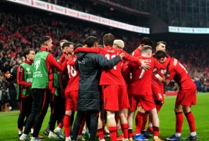Milliler, 24 y�ll�k hasrete son vermek istiyor