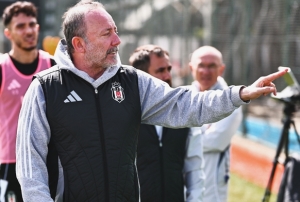 Be�ikta�, Fenerbah�e ma�� haz�rl�klar�n� s�rd�rd�