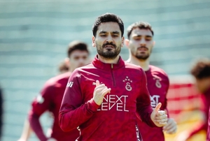 Galatasaray, G�ztepe ma�� haz�rl�klar�na ba�lad�
