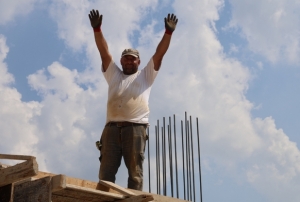 �n�aat i��ileri 1 May�s'ta da mesai yapt�