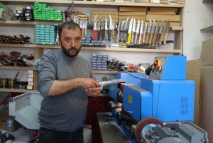 Bıçak bileme mesaisi başladı