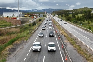 43 ilin geçiş noktasında trafik yoğu