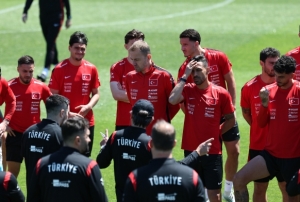 A Milli Futbol Tak�m� haz�rl�klar�n� s�rd�r�yor