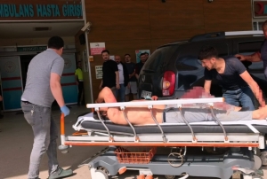 Akraba arası çıkan kavga kanlı bitti