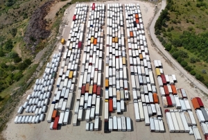 YKS sorularını taşıyan tırlar yola çıktı