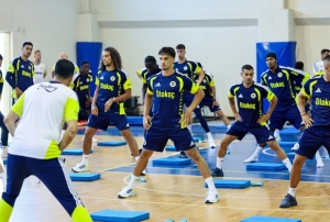 Fenerbahçe'de hazırlıklar devam ediy