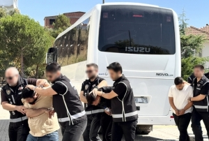 Daltonlar’a şafak baskını : 9 gözalt