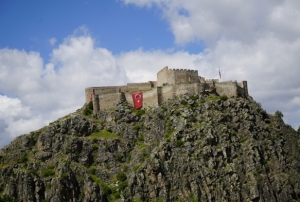 700 y�ll�k Kov Kalesi ziyaret�ilerini bekliyor