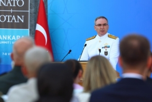 NATO Zirvesi öncesi kritik mesajlar